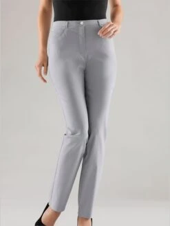 Pantalon Féminin à Coupe 5 Poches Classique