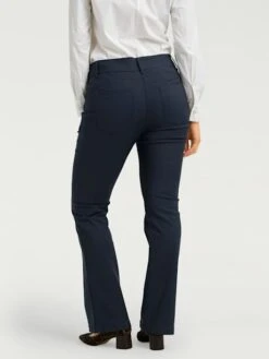 Pantalon Effet Ventre Plat Coupe Bootcut Tendance 11 Pantalon Effet Ventre Plat Coupe Bootcut Tendance -Reine Du Style Soldes Boutique 266.99EXT64042 A09.080